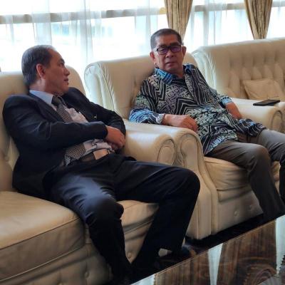 19 SEPTEMBER 2022 - Kunjungan hormat kepada YB Datuk Seri Panglima Dr. Maximus Johnity Ongkili, Menteri Di Jabatan Perdana Menteri (Hal Ehwal Sabah Dan Sarawak) di Lapangan Terbang Antarabangsa Kuching.