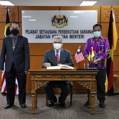 13 JANUARI 2022 - MENERIMA KUNJUNGAN HORMAT DARIPADA ENCIK TOISIN GANTOR, SETIAUSAHA BAHAGIAN HAL EHWAL NEGERI SABAH DAN SARAWAK, JPM