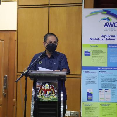 22 FEBRUARI 2022 - MAJLIS PELANCARAN PELAKSANAAN APLIKASI MOBILE E-ADUAN UNTUK BANGUNAN PERSEKUTUAN ZON SARAWAK TELAH DIRASMIKAN OLEH YBHG. DATO' AMIR BIN OMAR, SETIAUSAHA PERSEKUTUAN SARAWAK