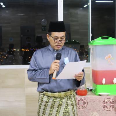 14 APRIL 2022 - MENGHADIRI MAJLIS BERBUKA PUASA, ANJURAN KELAB SUKAN, KEBAJIKAN DAN REKREASI (K.S.K.R) PEJABAT SETIAUSAHA PERSEKUTUAN SARAWAK