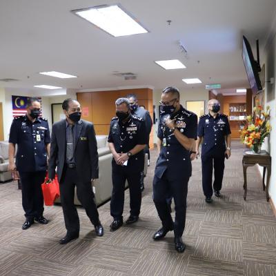 20 APRIL 2022 - MENERIMA KUNJUNGAN HORMAT DARIPADA YDH CP DATO' MOHD AZMAN BIN AHMAD SAPRI, PESURUHJAYA POLIS SARAWAK