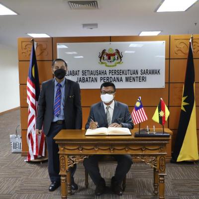 13 JULAI 2022 - KUNJUNGAN HORMAT ENCIK MOHAMMAD HAZAM BIN ISMAIL, PEGAWAI PEMBANGUNAN MASYARAKAT, JABATAN KEBAJIKAN MASYARAKAT NEGERI SARAWAK