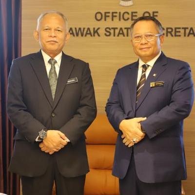28 Mac 2023 - Kunjungan Hormat Kepada YB Datuk Amar Haji Mohamad Abu Bakar Bin Marzuki, Setiausaha Kerajaan Sarawak