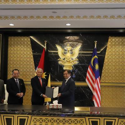 3 April 2023 - Majlis Penyerahan Surat Lantikan Ahli Lembaga Amanah Yayasan Sarawak
