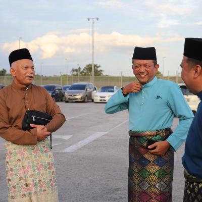 4 April 2023 - Majlis Berbuka Puasa, Solat Berjemaah Maghrib, Isyak Dan Tarawih bersama warga Skuadron 330 Tentera Udara Diraja Malaysia (TUDM) di Masjid Al-Muhaimin, Kota Samarahan