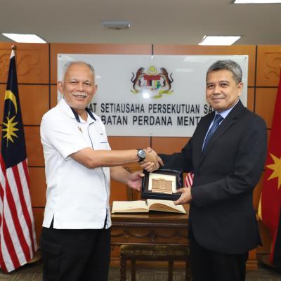 27 Julai 2023 - Kunjungan hormat daripada YBhg. Datuk Khairul Shahril Bin Idrus, Ketua Pengarah Agensi Pengurusan Bencana Negara