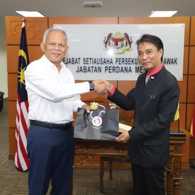 28 Julai 2023 - Kunjungan hormat daripada Encik A. Razu Bin Abdul Razak, Pengarah Pejabat MARA Negeri Sarawak
