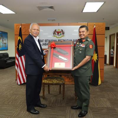 2 Ogos 2023 - Kunjungan hormat daripada YBhg. Leftenan Jeneral Dato' Mohd Sofi Bin Md Lepi, Panglima Medan Timur Tentera Darat Ke-6 Markas Pemerintahan Medan Timur Tentera Darat