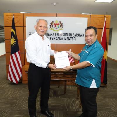 1 Disember 2023 - Kunjungan Hormat Daripada Timbalan Pengarah Kesihatan (Pengurusan), Jabatan Kesihatan Negeri Sarawak