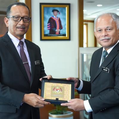 5 Disember 2023 - Kunjungan Hormat Kepada Ketua Setiausaha, Kementerian Pendidikan Malaysia