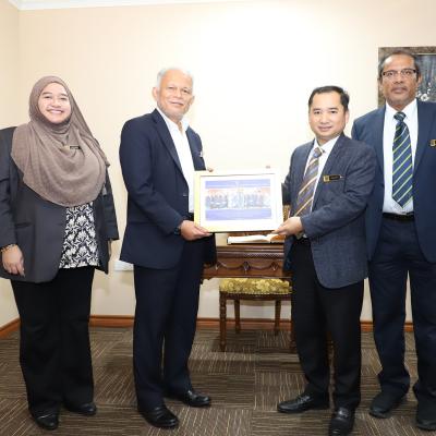 22 Januari 2024 - Kunjungan Hormat Daripada Pengarah Unit Integriti & Ombudsman Merangkap Setiausaha Kehormat MAKSAK Sarawak