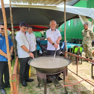 26 & 27 Mac 2024 - Majlis Memasak Bubur Lambuk, Majlis Berbuka Puasa serta Majlis Penyerahan Sumbangan Asnaf dan Mualaf Komuniti Bario Bersama Panglima Medan Timur Tentera Darat