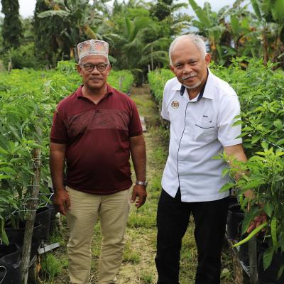 28 Ogos 2024 - Sesi Taklimat Pelaksanaan Program Satu Pemimpin Satu Kampung (Santuni Madani) bertempat di Bilik Mesyuarat, Pejabat Daerah Kecil Sadong Jaya, Kota Samarahan.