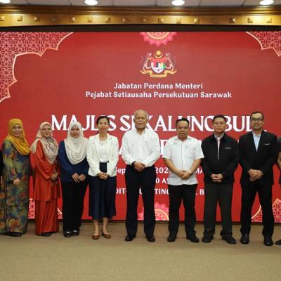 13 September 2024 - YBhg. Dato Ahmad Nadzri bin Mohd Hassan, Setiausaha Persekutuan Sarawak (SUPS) telah menyempurnakan Majlis Sekalung Budi, Seindah Kenangan.
