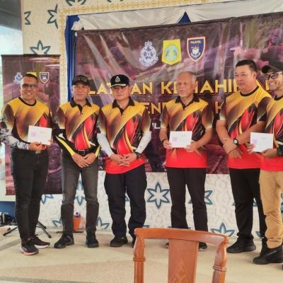 20 Oktober 2024 – Hadir ke Latihan Kemahiran Menembak Persatuan Perkhidmatan Tadbir dan Diplomatik (PPTD) Sarawak bersama-sama Ibu Pejabat Polis Kontinjen Sarawak (IPK) di Pusat Latihan Polis (PULAPOL), Kuching.