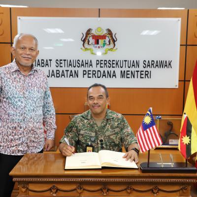23 Januari 2025 -  Telah menerima kunjungan hormat daripada Kolonel Jihadi bin Haji Ahmad, Kolonel Kor Agama Angkatan Tentera (KAGAT) Markas Pemerintahan Medan Timur.