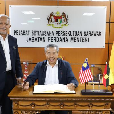 24 Februari 2025 - Menerima kunjungan hormat daripada Encik Leonard Sabu, Setiausaha Malaysia Crime Prevention Foundation (MCPF) Sarawak.
