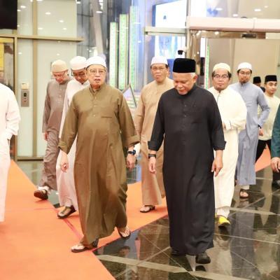 6 Mac 2025 -  Menghadiri Majlis Berbuka Puasa, Solat Maghrib, Isyak dan Sunat Tarawih Berjemaah YAB Premier Bersama-sama Penjawat Awam di Dewan Undangan Negeri (DUN) Sarawak.