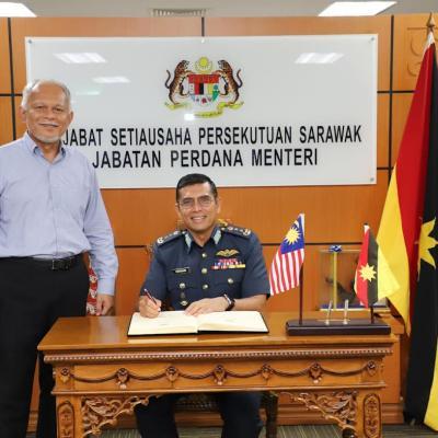 11 Mac 2025 -  Menerima kunjungan hormat daripada Mejar Jeneral Ahmad Khusairi bin Ahmad Fadli TUDM, Panglima Wilayah Udara 2, Markas Udara 2 TUDM Labuan.