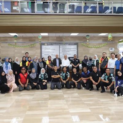 18 Mac 2025 - Menghadiri Program Semarak Ramadan Bubur Lambuk yang diadakan di Kompleks Persekutuan Kuching, Jalan Simpang Tiga, Kuching.