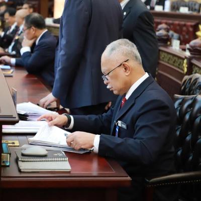 7 Julai 2025, Isnin -  menghadiri Mesyuarat Kedua Bagi Penggal Keempat DUN Sarawak Ke-19 (Mesyuarat Khas) yang membahaskan Rang Undang-Undang (RUU) Dewan Undangan Negeri (DUN) (Komposisi Keanggotaan) 2025.