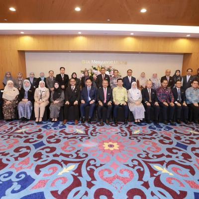 28 Julai 2025, Isnin - Menghadiri Mesyuarat Jawatankuasa Kerja Berkenaan Perkhidmatan Awam Negeri Sabah dan Sarawak di Bawah Majlis Tindakan Pelaksanaan Perjanjian Malaysia 1963 (MPTMA63) Bilangan 2 Tahun 2025 di Sabah