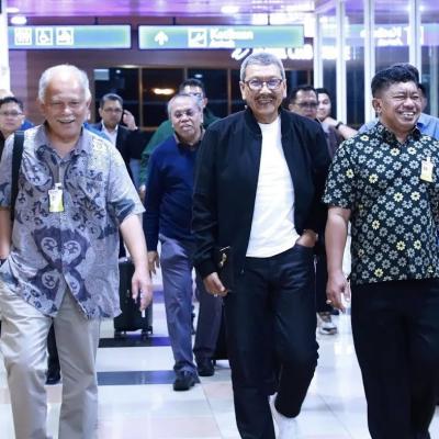 27 Ogos 2025, Rabu - Berada di Lapangan Terbang Antarabangsa Kuching (LTAK) bagi menyambut ketibaan YBhg. Tan Sri Wan Ahmad Dahlan bin Haji Abdul Aziz, Ketua Pengarah Perkhidmatan Awam (KPPA),