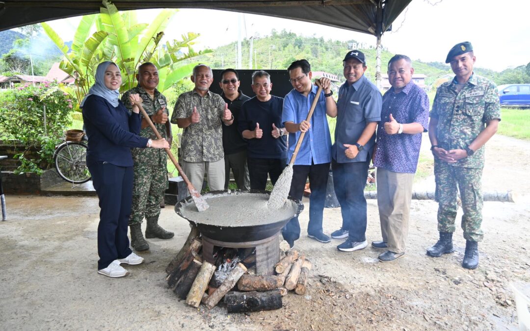 20 to 21 March 2025 – Attending the Unity Creates Harmony Civil MADANI Kembara Program in the Bario Subdistrict. Also present was YDH Brigadier General Jafri bin Sulaiman Commander of the 9th Infantry Brigade