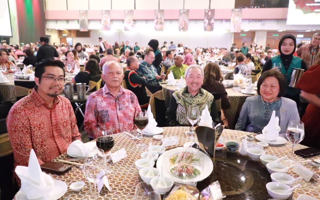 22 Jun 2025, Ahad – YBhg. Dato Ahmad Nadzri bin Mohd Hassan, Setiausaha Persekutuan Sarawak telah menghadiri Majlis Makan Malam Sambutan Hari Gawai Peringkat Sarawak 2025 di Pusat Konvensyen Borneo Kuching (BCCK).