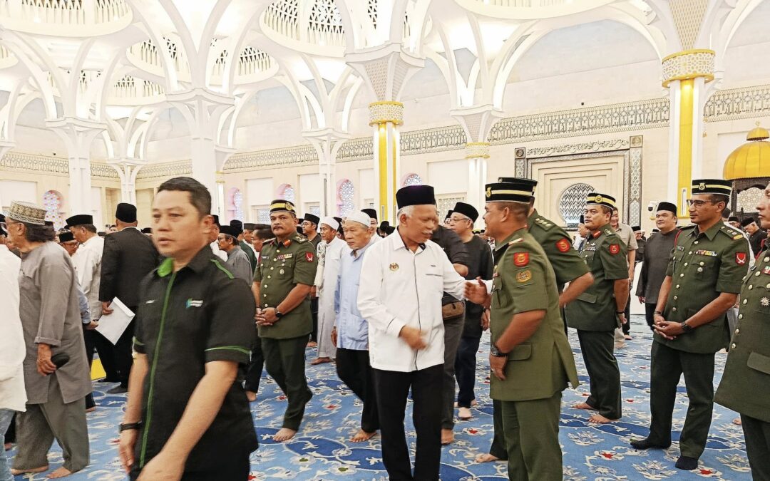 23 Jun 2025, Isnin – Hadir bagi memberikan penghormatan terakhir kepada Allahyarhamah Puan Sri Datuk Amar Hajjah Juma’ani Tuanku Haji Bujang, isteri kepada YAB Premier Sarawak di Masjid Jamek, Petra Jaya, Kuching