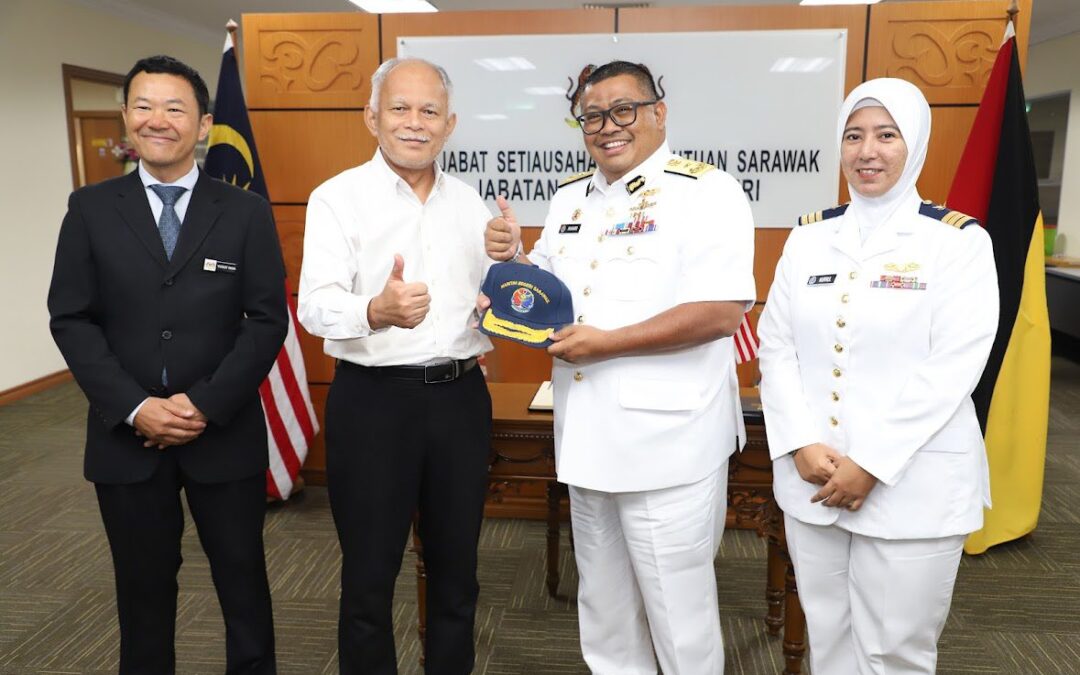13 Jun 2025 – Menerima kunjungan hormat daripada Laksamana Pertama Maritim, Tuan Haji Mohd Khairi bin Abd Aziz, Pengarah Agensi Penguatkuasaan Maritim Malaysia (APMM) Sarawak.