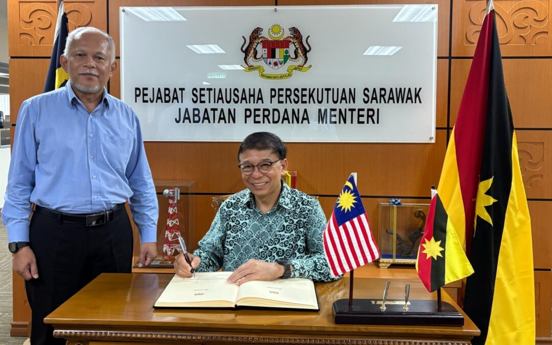 21 April 2025 – Menerima kunjungan hormat daripada YBhg. Dato’ Dr. Haji Roslan bin Hussin, Ketua Pengarah Akademi Kenegaraan Malaysia