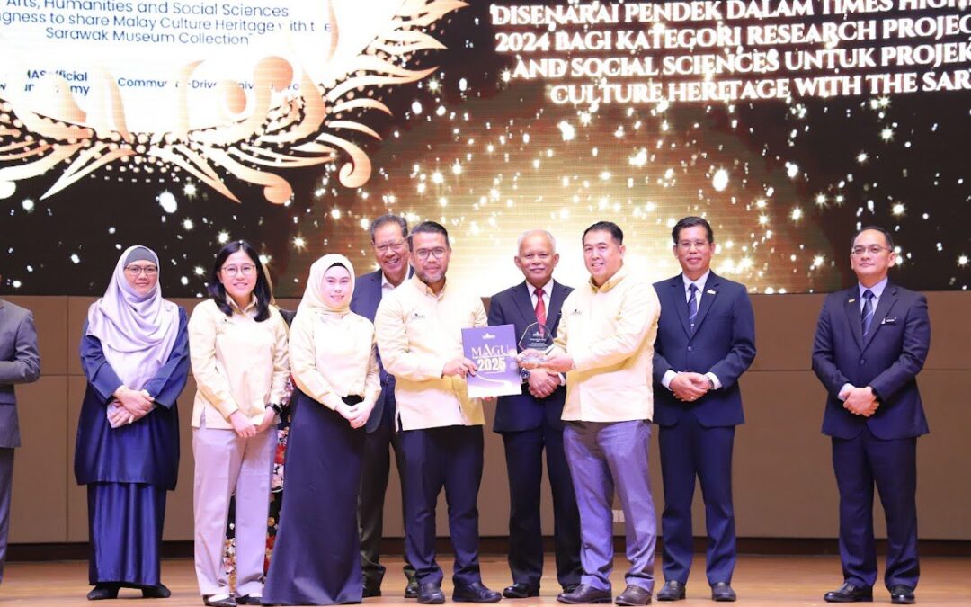 21 Mei 2025 – Menghadiri Majlis Anugerah Gemilang UNIMAS (MAGU) 2025 yang berlangsung di Arena Gemilang, DeTAR Putra, UNIMAS.