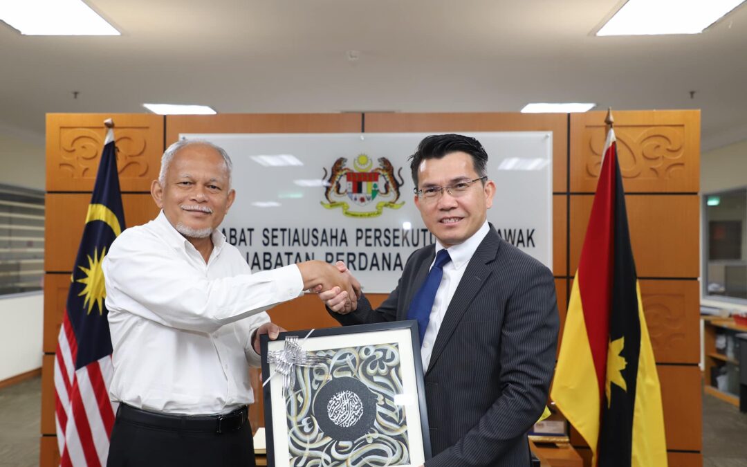 18 February 2025 – Received a courtesy visit from Professor Dr. Firdaus Abdullah, Rector of UiTM Sarawak Branch