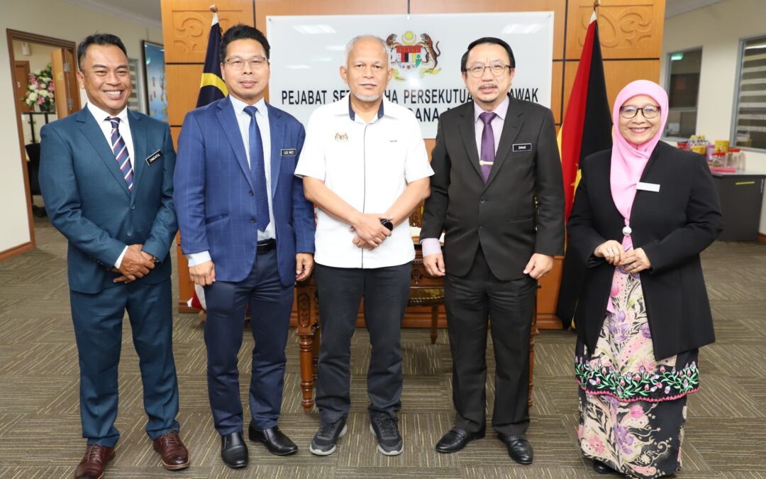 January 15, 2025 – Received a visit from Mr. Omar bin Haji Mahli, Director of the Sarawak State Education Department.