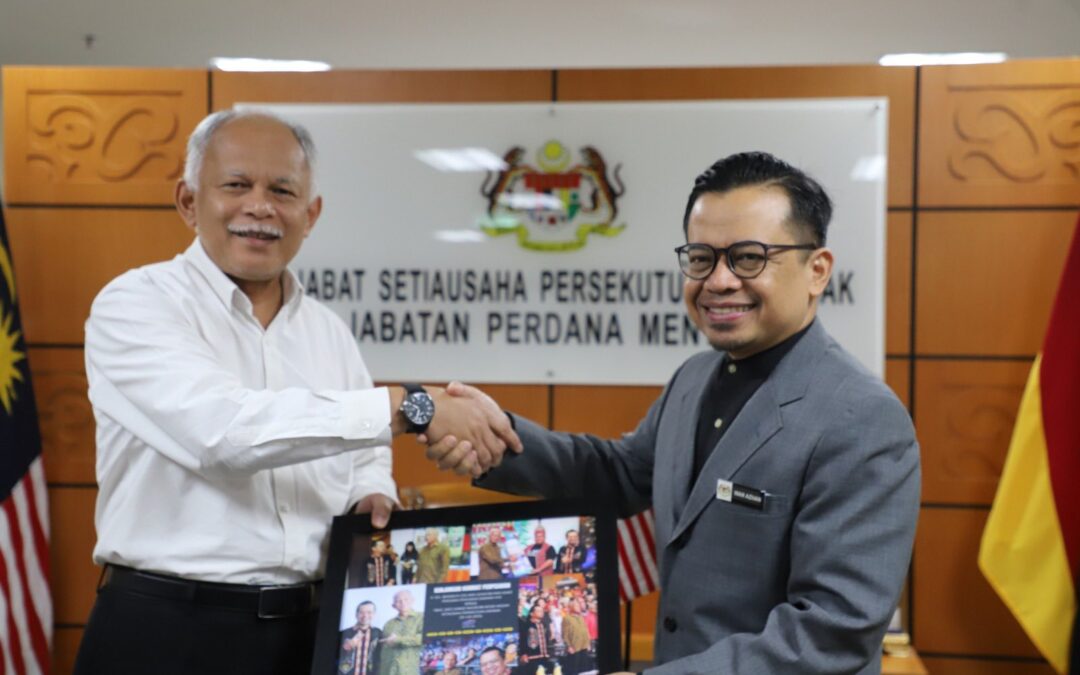 25 Jun 2025, Rabu – Telah menerima kunjungan yang berasingan daripada beberapa orang pegawai di pejabat beliau.