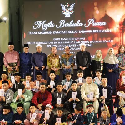 15 Mac 2024 – Majlis Berbuka Puasa, Solat Maghrib, Isyak Dan Sunat Tarawih Berjemaah, Yang Amat Berhomat Premier Sarawak