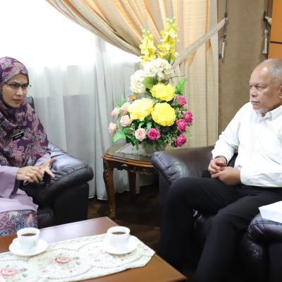 5 Ogos 2024 – Kunjungan hormat daripada Puan Masitah binti Annuar, Pengarah Wilayah, Institut Tadbiran Awam Negara (INTAN) Kampus Wilayah Sarawak