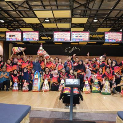 10 December 2024 – The Sports, Welfare and Recreation Club (KSKR) of the Sarawak Federal Secretariat Office (PSUPS) organized the KSKR Bowling Competition which was held at Megalanes Adventure World, Kuching