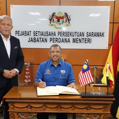 7 January 2025 – Received the presence of YBhg. Tan Sri Dr. Mazlan bin Yusoff, Chairman of the Education Services Commission.